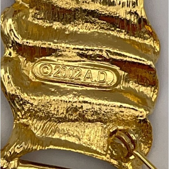 American Flag Brooch Gold Tone Red White Blue Patriotic - Picture 4 of 8